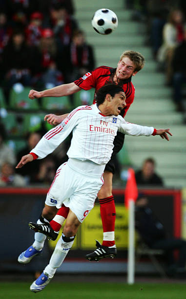 滑雪登山是 滑雪登山是