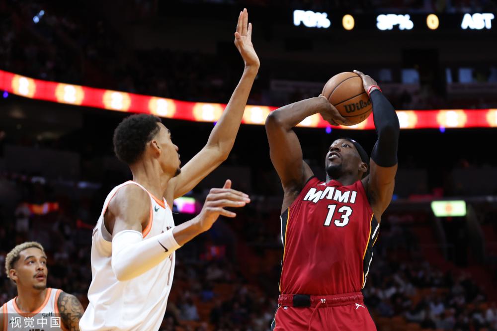 他同样凭借 他同样凭借