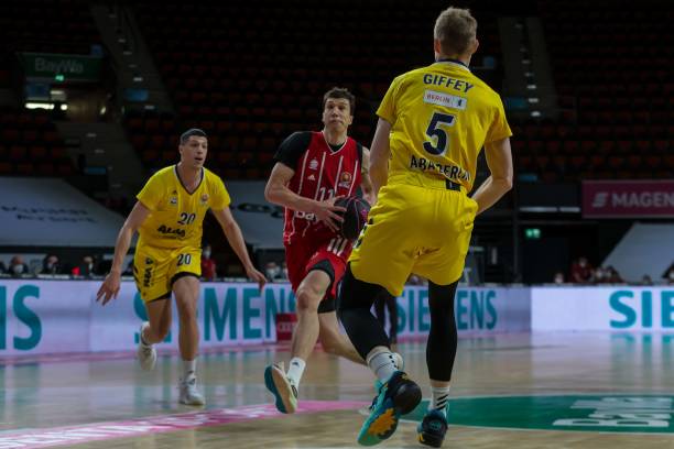 态起伏不定 态起伏不定